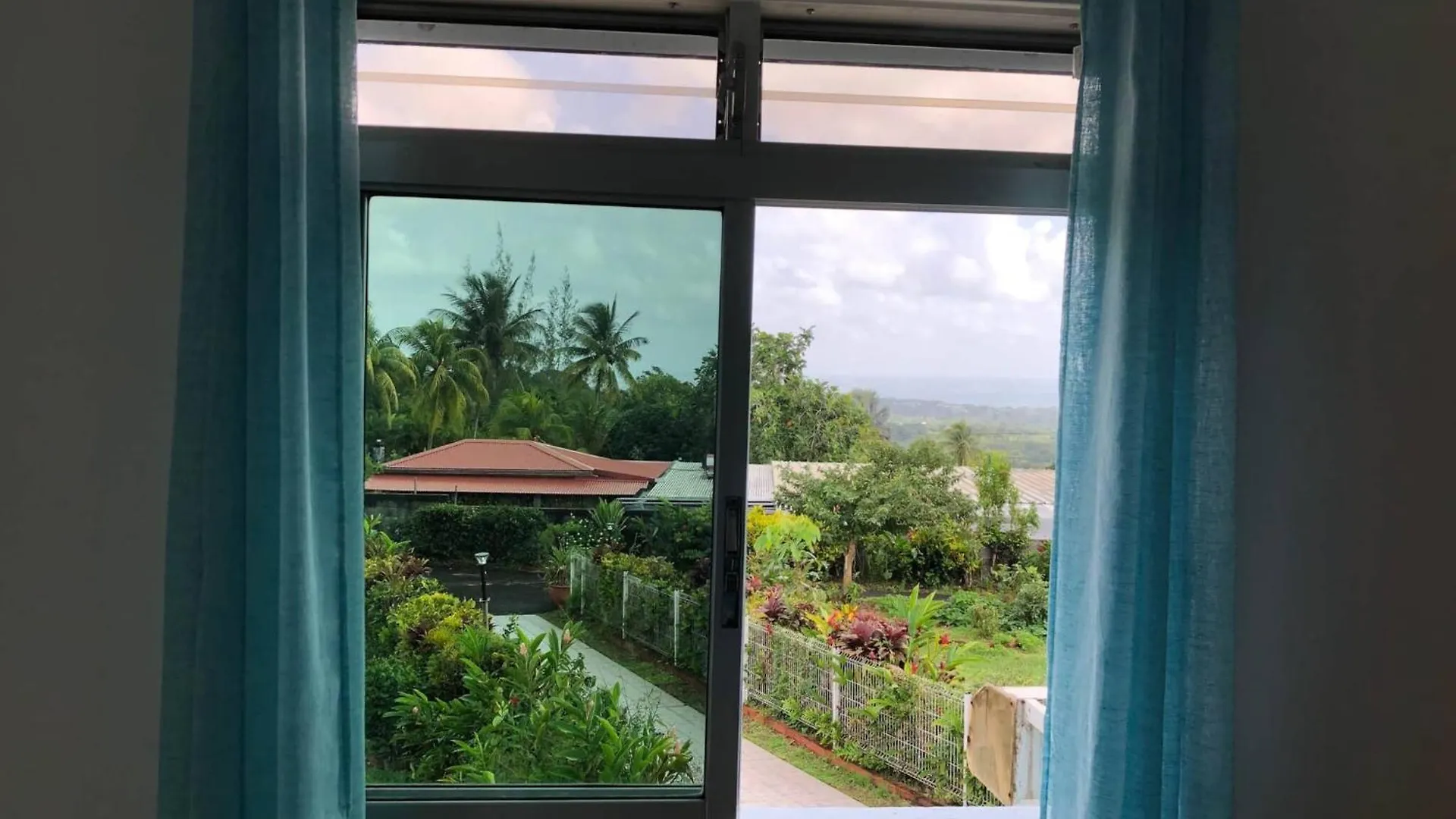 Villa T4 Garden With See-View Petit-Bourg Holiday home